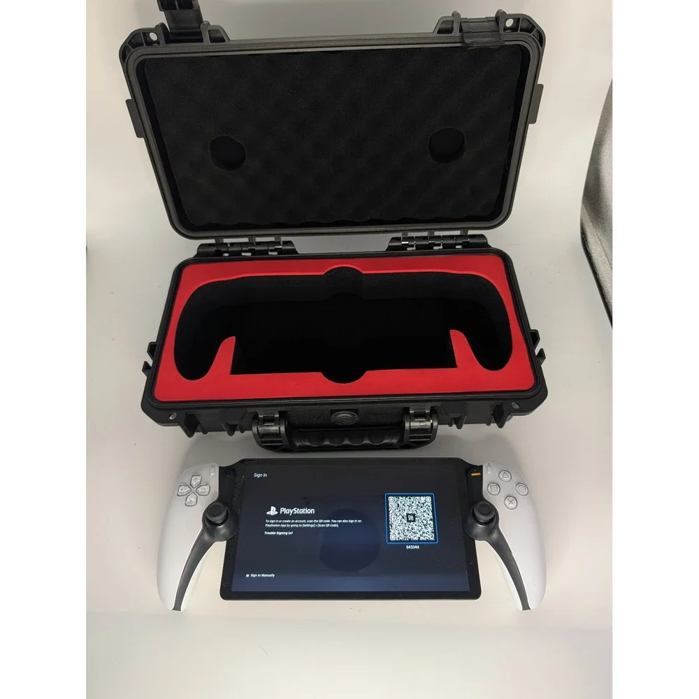 Sony PlayStation Portal Remote Player CFI-Y1001 White w/ Hard Case
